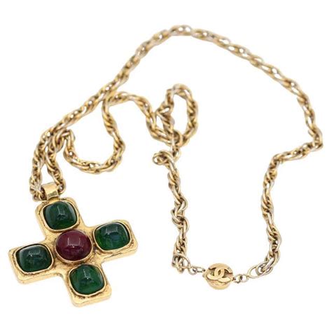 chanel pendant gold+ stamped 146|chanel jewelry 1970s.